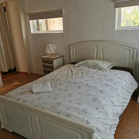 Casa Da Abelha- Beehouse Holiday home *