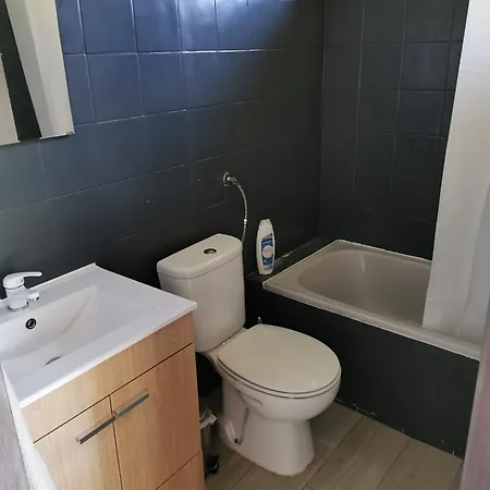 Casa Da Abelha- Beehouse Romao